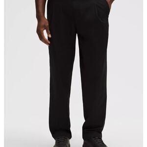 Lululemon Woven Classic-Fit Pleated Trouser 34